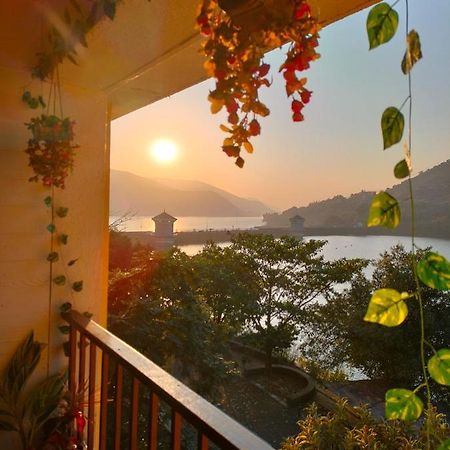 Portofino Apartment ลาวาซา ภายนอก รูปภาพ