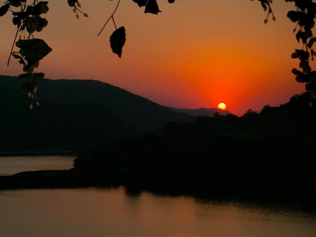 Portofino Apartment ลาวาซา ภายนอก รูปภาพ